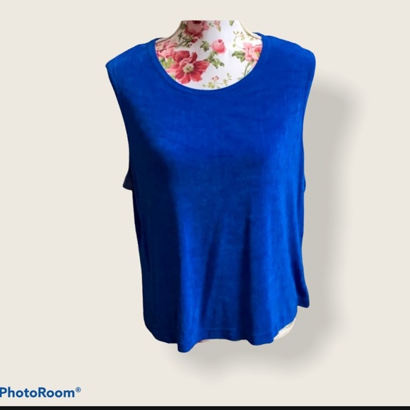 New Frontier Tops - Free with any purchase today !